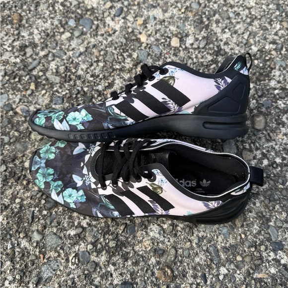 Adidas ZX Flux Smooth Runners - Picture 6 of 10